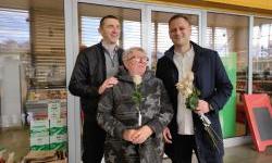 U Vukovaru Dan žena obilježen podjelom ruža