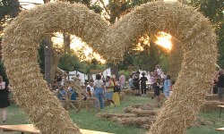 Slamnate skulpture zavladale Kozjakom na 17. Slama Land Art Festivalu