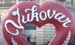Vukovarske božićnice za umirovljenike porasle s 200 kuna na 40 eura