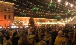 Tisuće lampica i bogat program privukli brojne posjetitelje