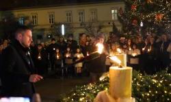 Adventska svijeća ljubavi u Osijeku upaljena Betlehemskim svjetlom mira
