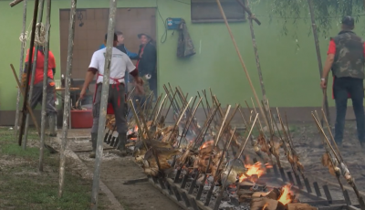 Odlična atmosfera i mnoštvo posjetitelja na Ribarskim danima u Kopačevu unatoč kiši