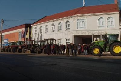 Seljaci prosvjedovali u Nijemcima zbog raspodjele državnog poljoprivrednog zemljišta