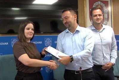 Vukovar nastavlja ulagati u komunalnu infrastruturu - na red stigao Lipovački put