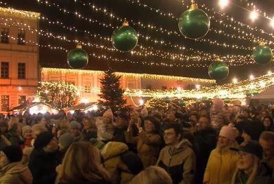 Tisuće lampica i bogat program privukli brojne posjetitelje