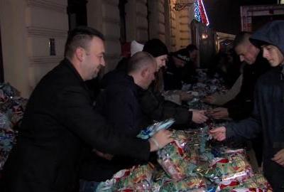 2700 slatkih paketića razveselilo najmlađe Vukovarce