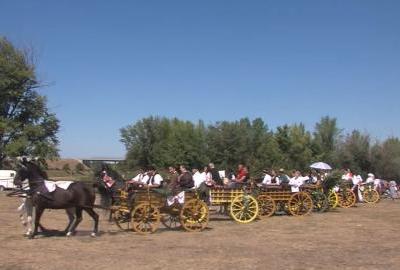 Održana 16. Smotra svatovskih zaprega u Belom Manastiru