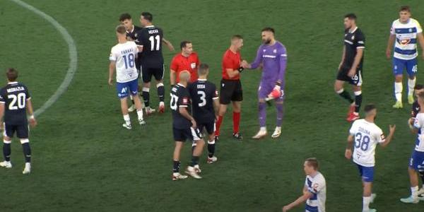 Dinamo slavio u derbiju s Osijekom u izjednačenoj utakmici