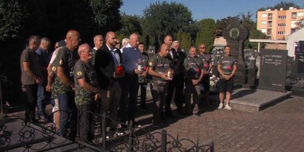 Veterani 106. brigade odali počast žrtvama totalitarnih režima