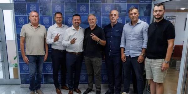 Thompson kod gradonačelnika Pavličeka