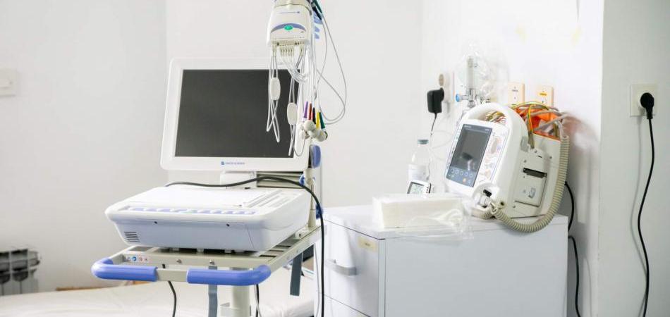 Klinici za pedijatriju u KBC Osijek donirani EKG uređaji