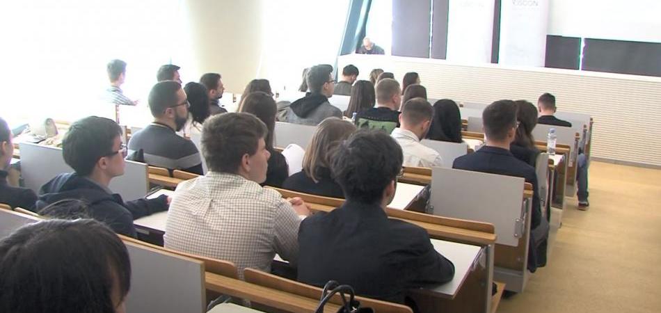350 budućih doktora iz Hrvatske i Europe u Osijeku