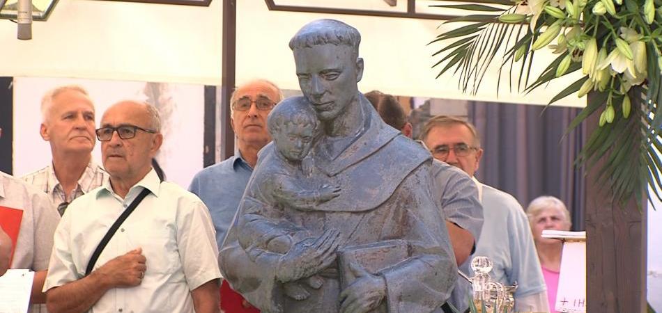 Osječani i ove godine Antunovo proslavili uz molitvu