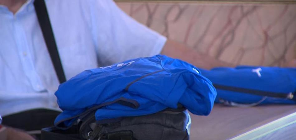 Nastavnicima tjelesnog nove trenerke kao dar za predani rad