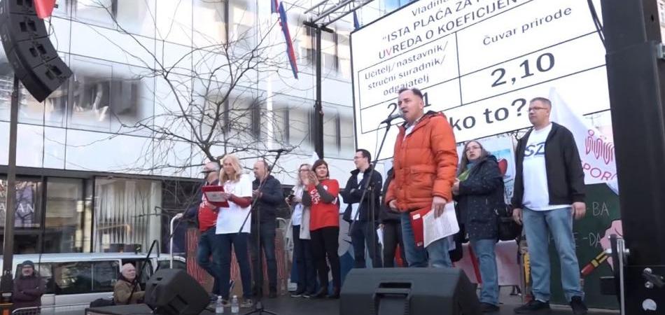 U Zagrebu prosvjedovali i nastavnici iz Slavonije: Nećemo stati dok plaće ne budu pravedne
