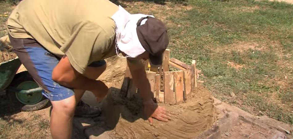 U „napredniju“ verziju peći od blata ide i svinjska dlaka