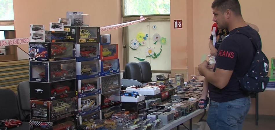 Više stotina izloženih primjeraka autića na izložbi kluba kolekcionara Autići iz Osijeka