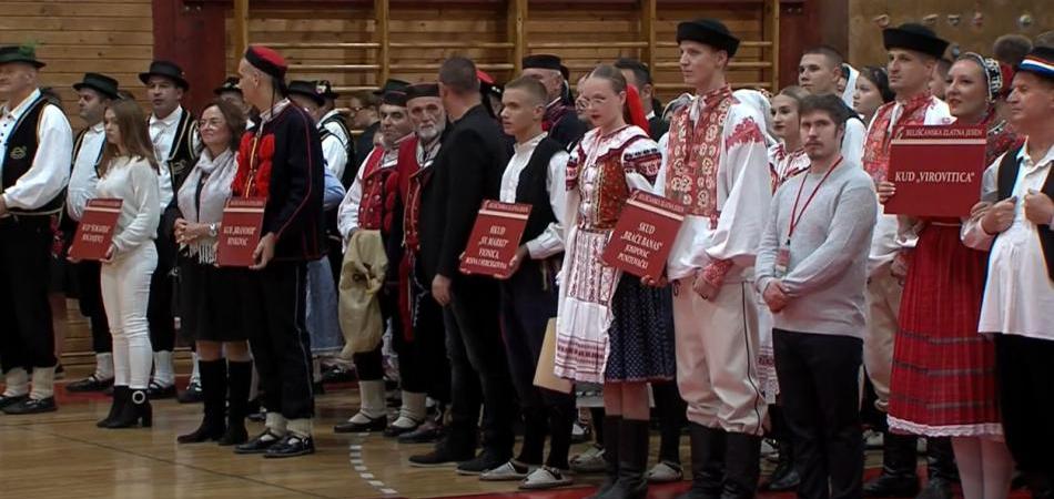 Međunarodnom smotrom folklora završila Belišćanska zlatna jesen