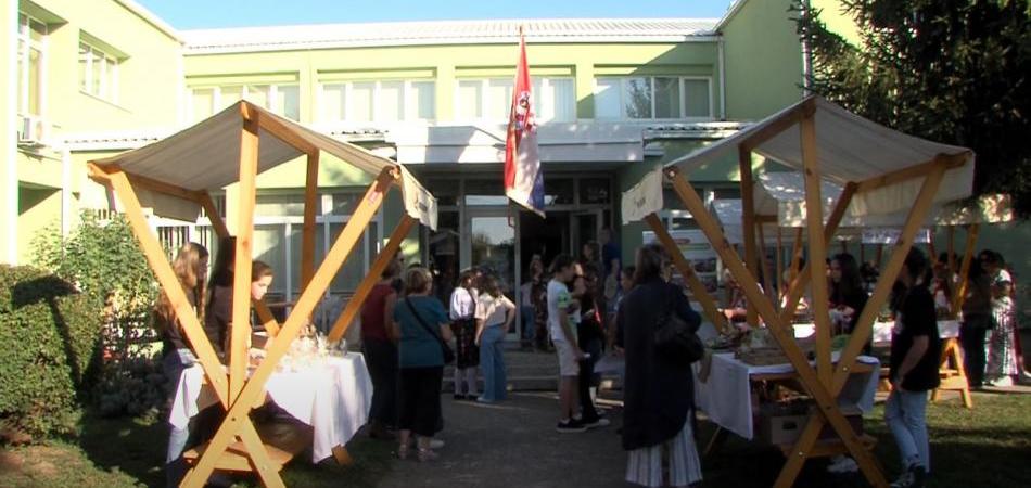 Prijateljstvo, učenje i zabava na Festivalu multikulturalnosti OŠ Laslovo