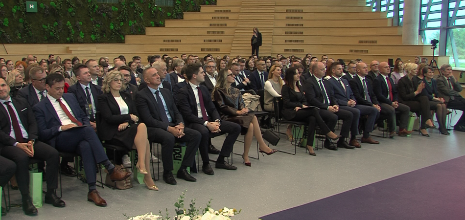 Ključ demografske revitalizacije su obitelji s troje i više djece