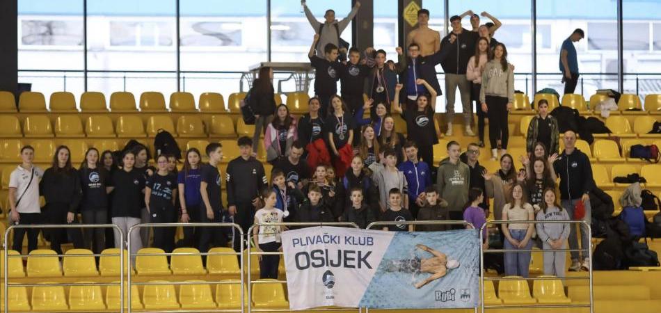 Plivački klub Osijek na Orion kupu osvojio 65 pojedinačnih medalja, zlato i pehar u štafeti!