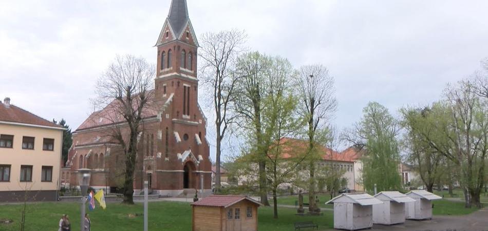 Projektom obnove staroškolskog igrališta mijenja se vizura središta Slatine