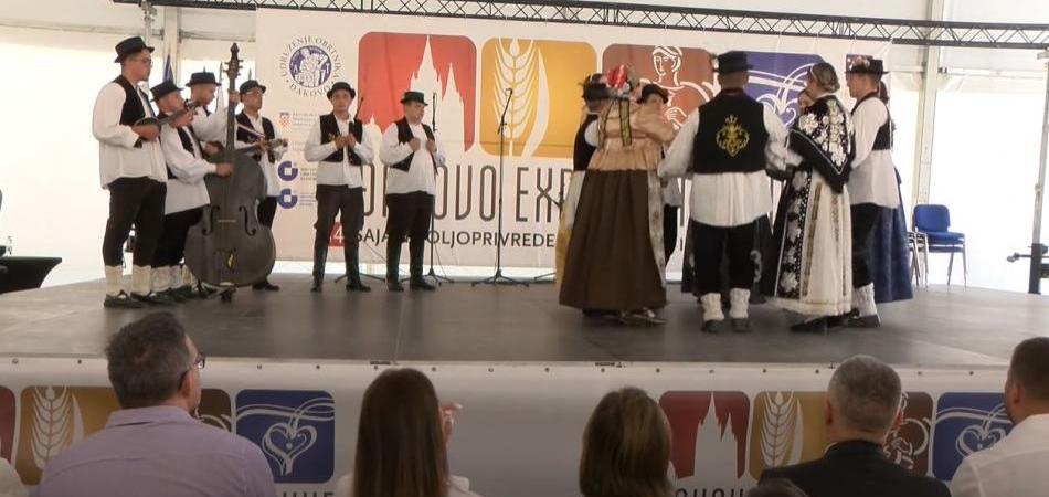 14. sajam Đakovo Expo Zlatne ruke pravo je mjesto za ljubitelje domaćih proizvoda