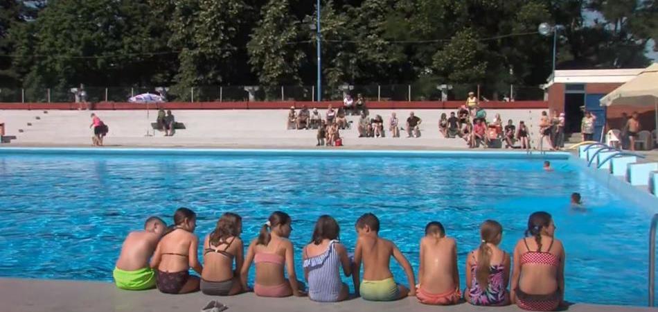 30 novih plivača u Belišću završilo Školu plivanja