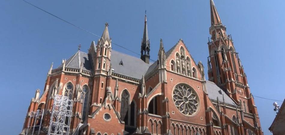 Sanacija krovišta i poda prioriteti obnove osječke konkatedrale