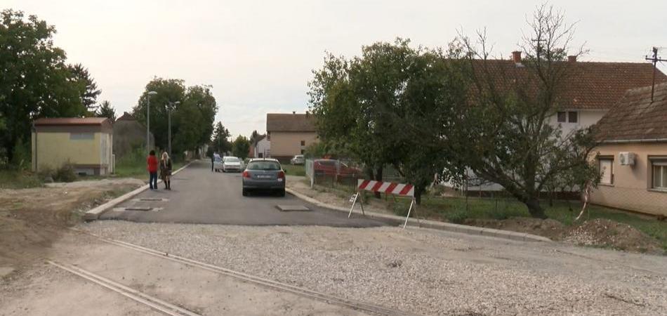 U tijeku su završni radovi na rekonstrukciji ulice SR Njemačke
