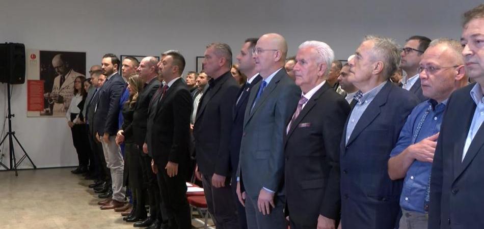 Marijanu Pavličeku novi mandat na čelu Hrvatskih suverenista