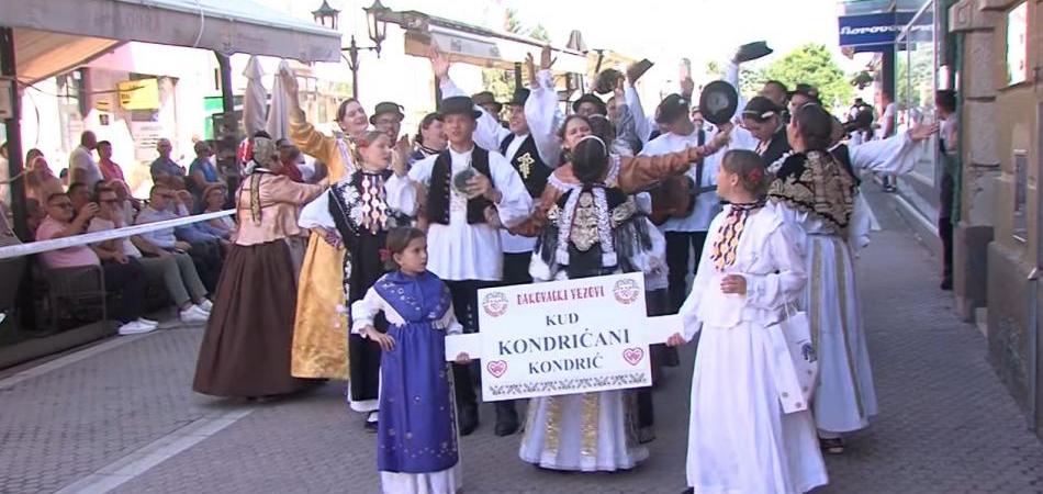 60 KUD-ova iz cijeloga svijeta na jubilarnim, šezdesetim Đakovačkim vezovima