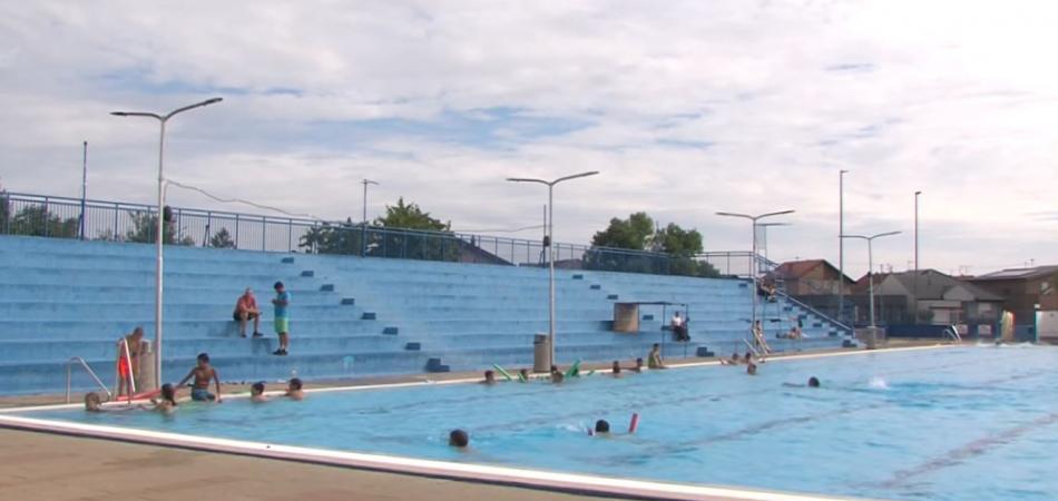 Đakovo prednjači po broju djece uključene u obuku neplivača u Osječko-baranjskoj županiji
