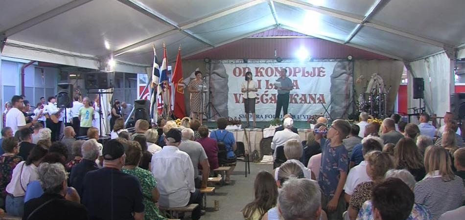 Smotra folklora u Viljevu okupila čuvare tradicije i običaja