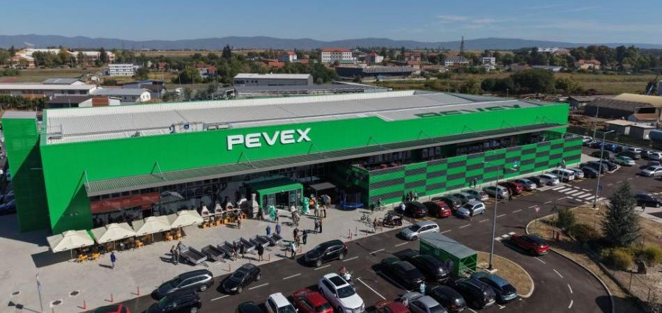 Pevex otvorio novi prodajni centar u Požegi