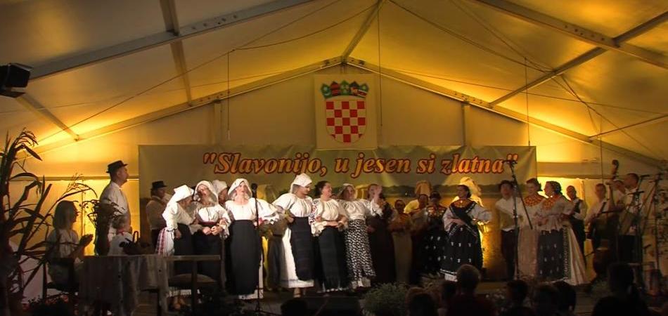 Tenja 22. put okupila čuvare slavonske tradicije