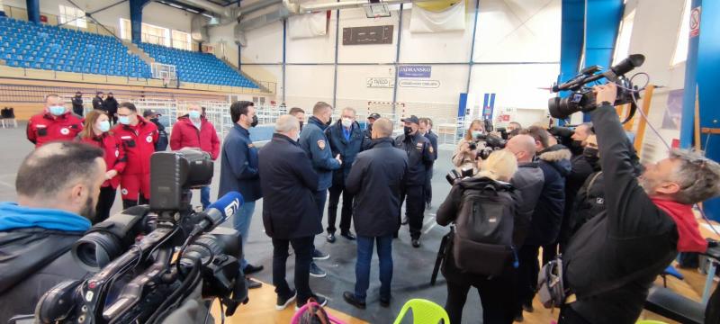 Božinović pohvalio organizaciju prihvata izbjeglica u Osijeku i Osječko-baranjskoj županiji