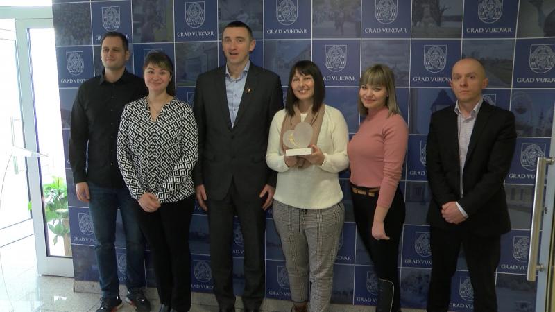 Ponos Hrvatske – predsjednica Udruge „Vukovarski leptirići“ Viktorija Matin