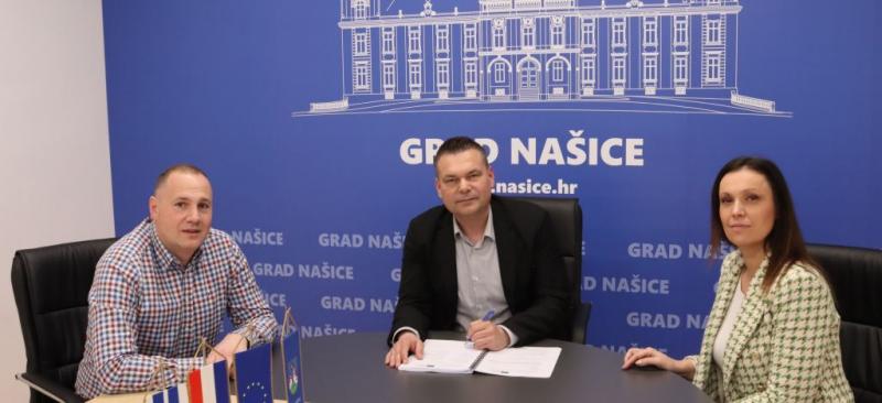 Gradonačelnik Našica potpisao ugovor za izgradnju dječjeg vrtića na Urbariji