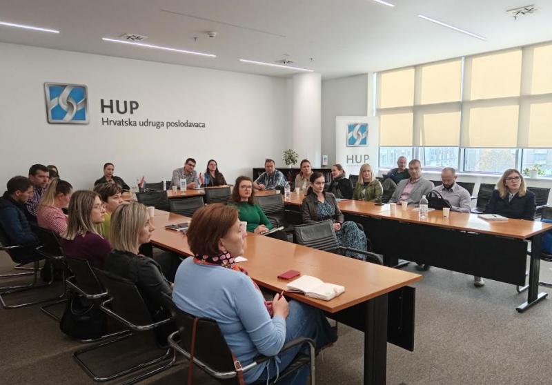 Predavanje nagrađivanog hrvatskog menadžera Nikole Nikšića u osječkom uredu HUP-a