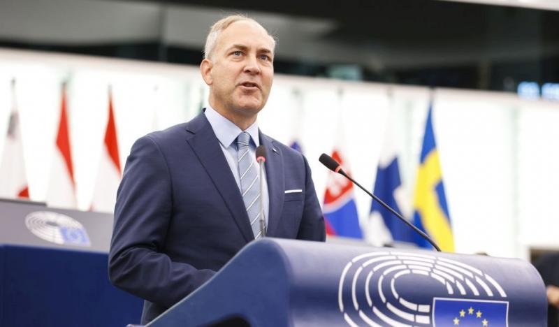 ''Dok Europa gori, Bruxelles raspravlja o većem proračunu!''